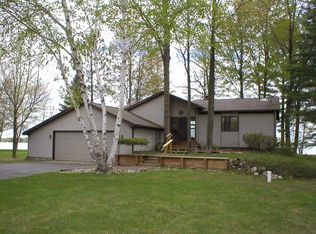 4716 Keswick Ct, Gladwin, MI 48624