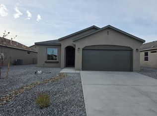 18 Avenida Merida, Los Lunas, NM 87031