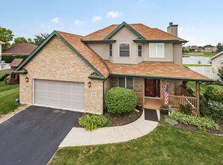 1499 Crooked Creek Dr, Beecher, IL 60401