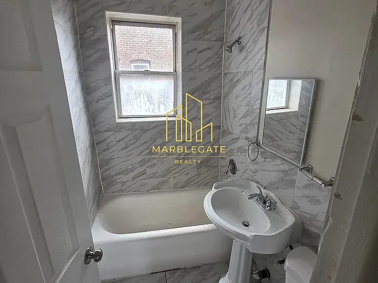 333 Park Ave #433 — Photo 6
