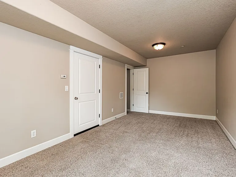9408 SE Causey Ave — Photo 9