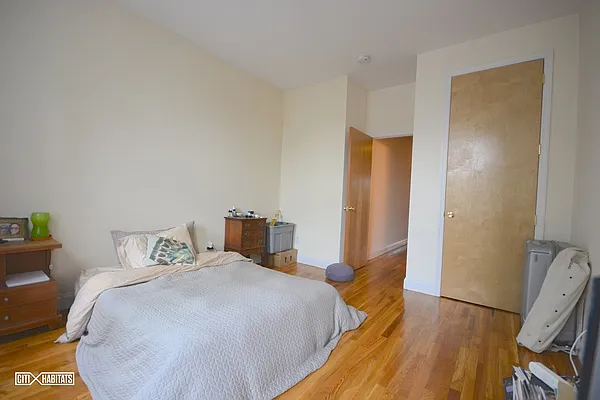 Rented by Citi Habitats | media 12