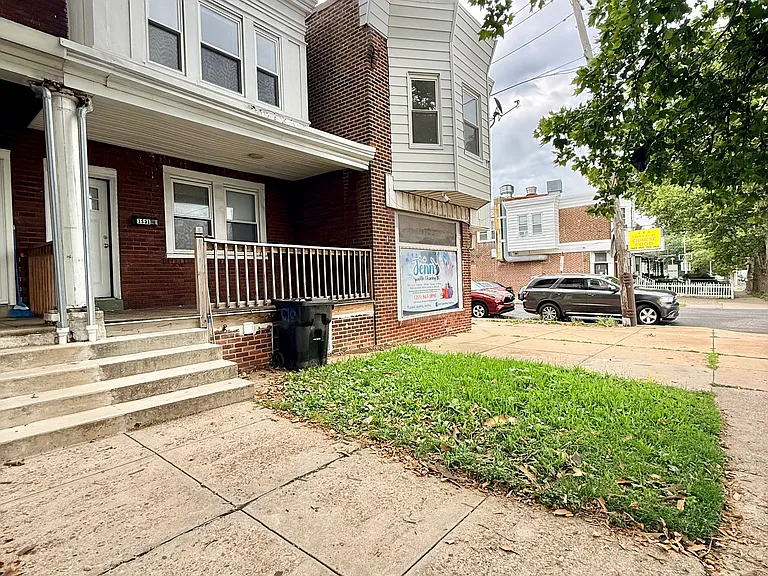 1531 Cottman Ave — Photo 48
