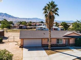 21019 Rambling Rd, Apple Valley, CA 92308