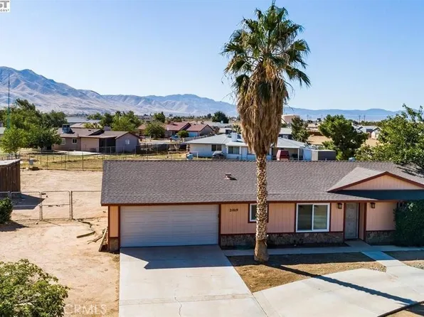 21019 Rambling Rd, Apple Valley, CA 92308