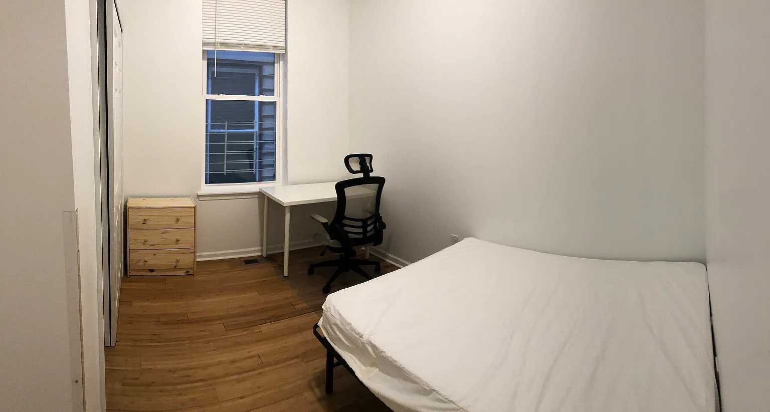 3 bed, 1500 sqft, $2,300 — Photo 4