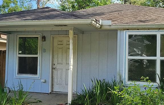 3rd image of 35320 Fleetwood Dr