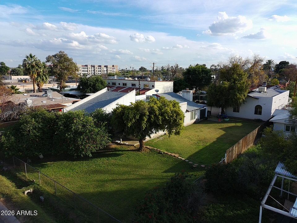 1st image of 2119 W BELMONT Avenue