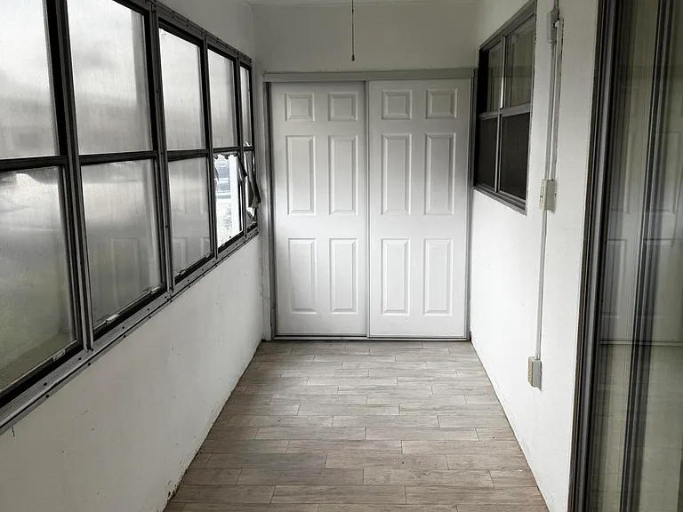 153 Monaco Way #D — Photo 17