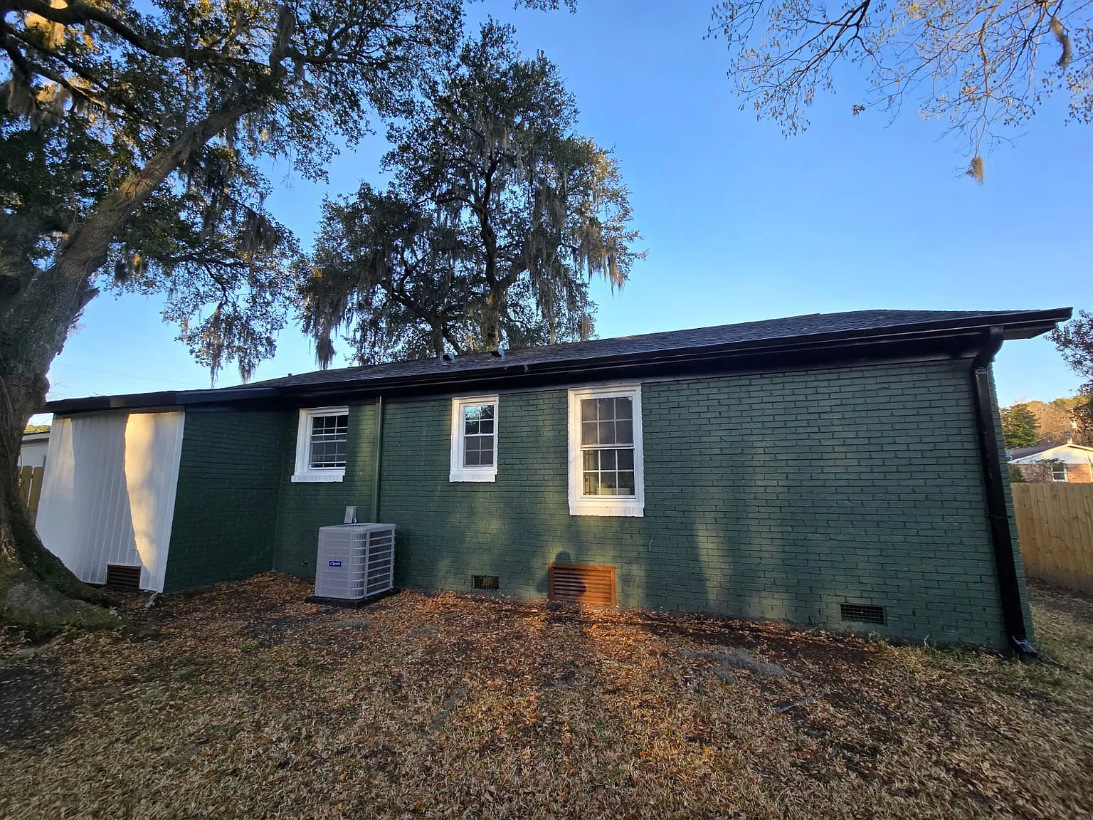 3 bed, 1100 sqft, $2,900 — Photo 4
