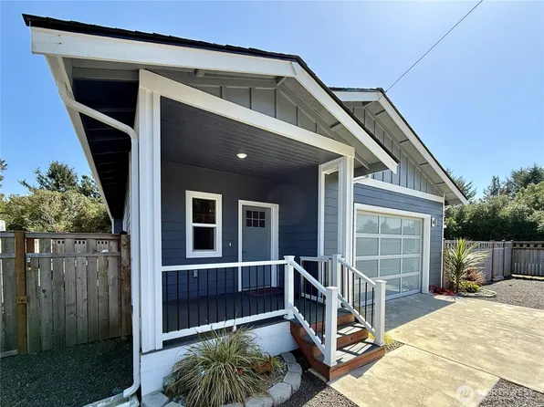 200 Ocean Shores Blvd Boulevard NW, Ocean Shores, WA 98569