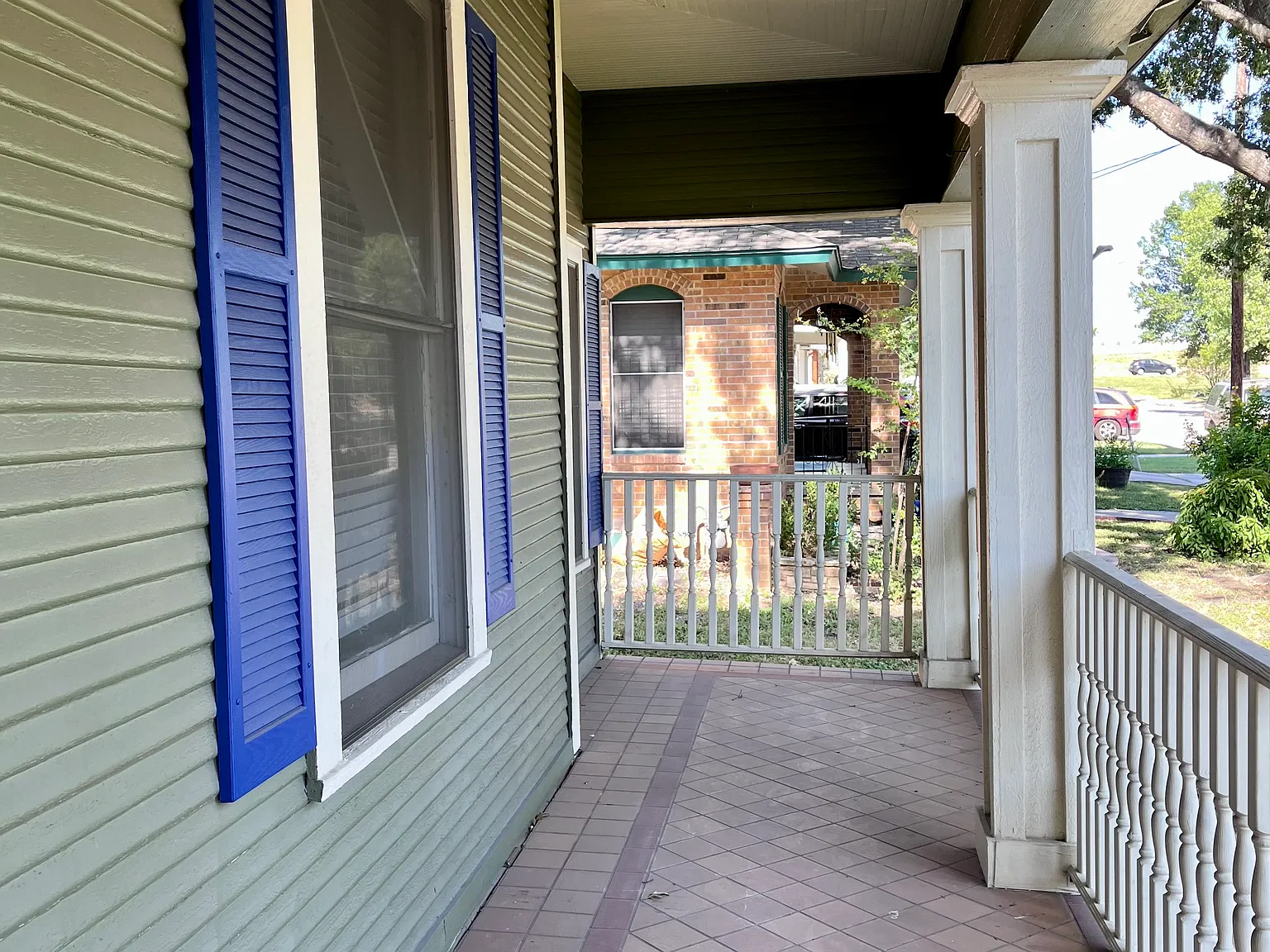 2 bed, 960 sqft, $1,750 — Photo 2