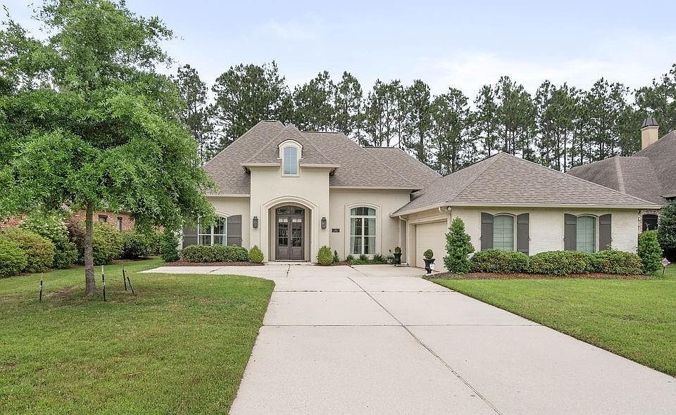 1st image of 133 Grande Maison Blvd