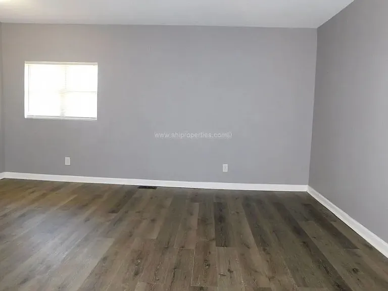 3043 Holiday Dr SW — Photo 7