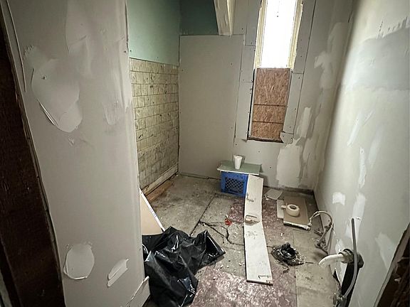5th image of 5659 Frontenac St