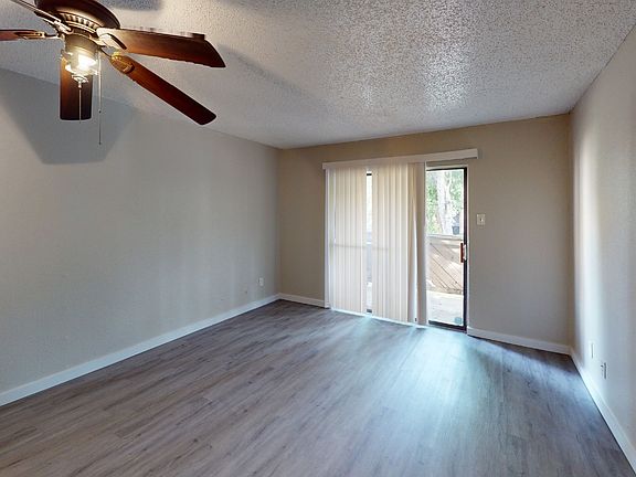 3rd image of 8110 Skillman St APT 1016