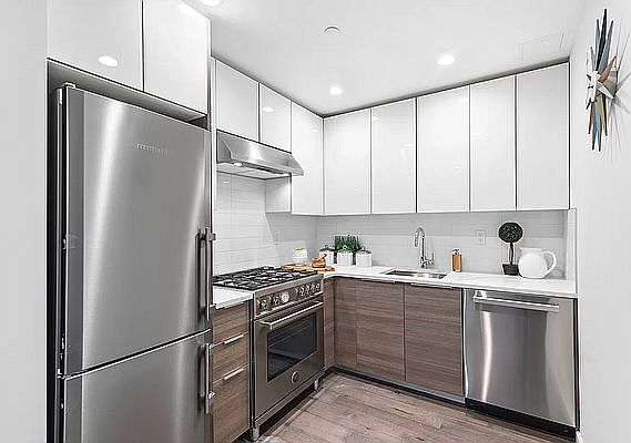 4th image of 41-14 27th St Unit 3D