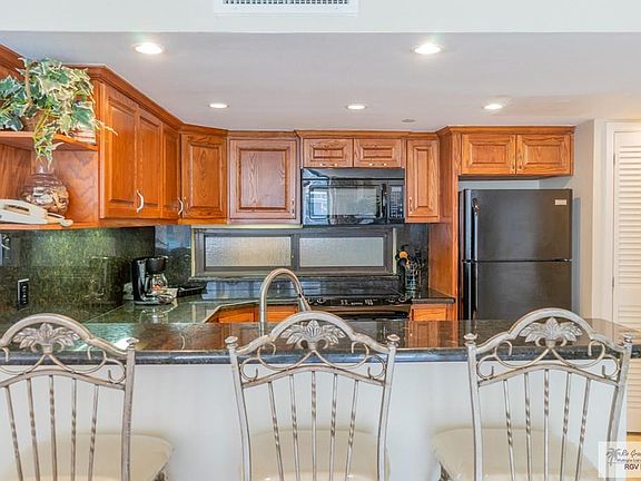 5th image of 400 Padre Blvd #9070
