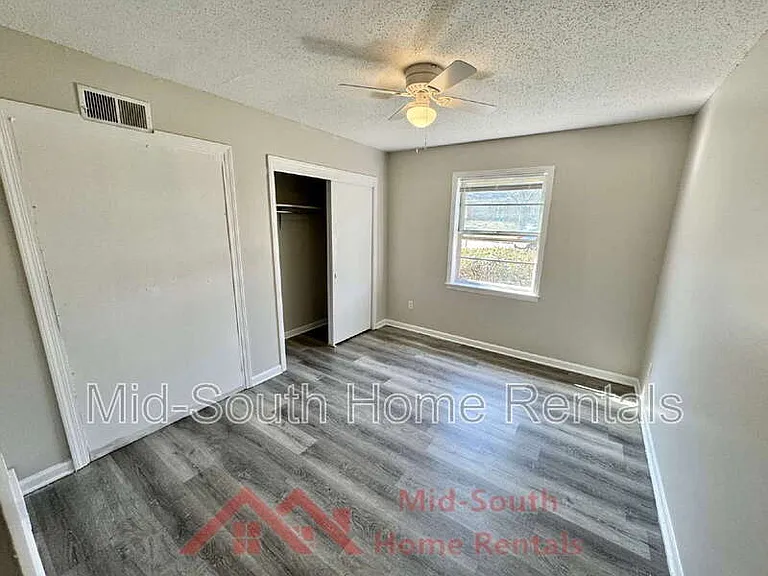 4166 Hobson Rd — Photo 15