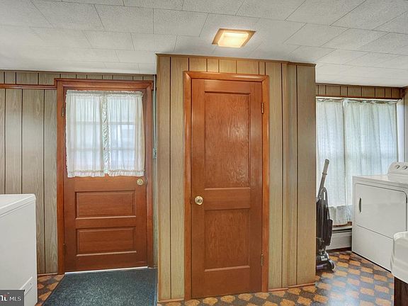 4th image of 3244 Warm Spring Rd