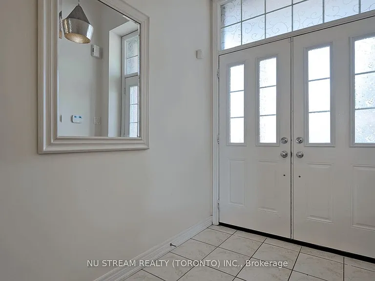 73 Serano Cres — Photo 13