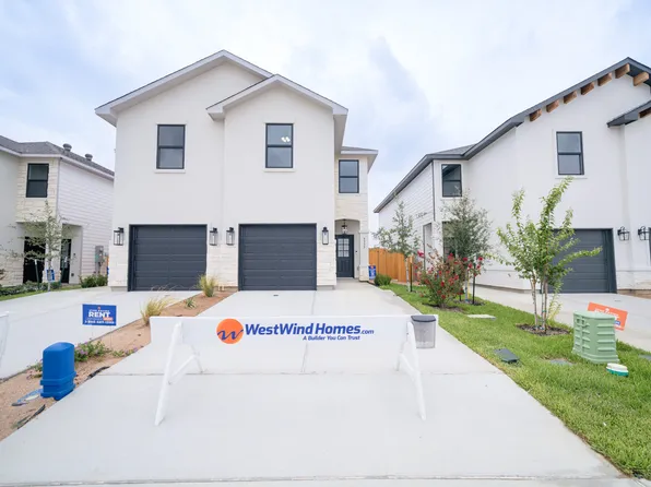 5333 Vista Trail Dr, Laredo, TX 78045