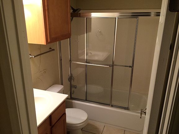 5th image of 5522 Waterman Blvd APT 11