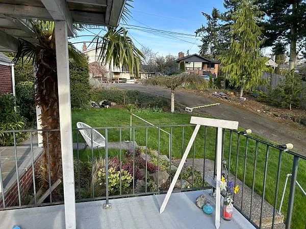 9019 2nd Ave NE — Photo 10