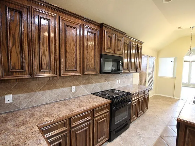 4510 Long Creek Dr — Photo 8