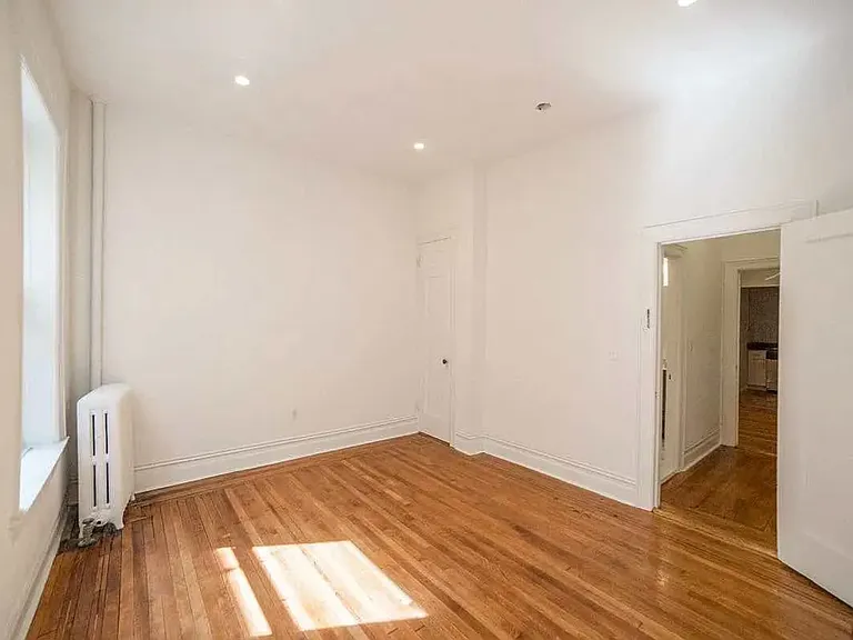 90 Pierrepont St #3C — Photo 1