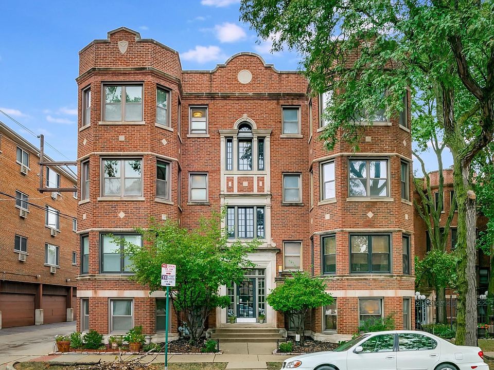 1st image of 942 Washington Blvd APT 2W