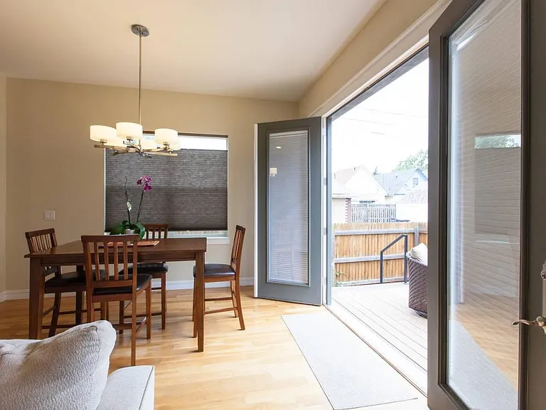 3725 Irving St — Photo 11