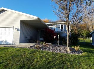2873 Knollwood Dr SE, Rochester, MN 55904