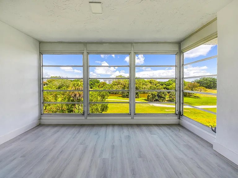 3151 S Palm Aire Dr #407 — Photo 37