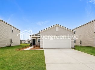 372 Pine Crest View Dr, Summerville, SC 29486