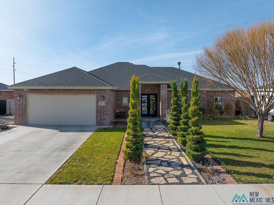 1st image of 1102 Leslie Ln
