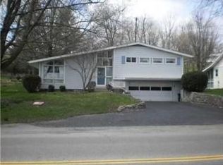 206 Zanesfield Rd, West Liberty, OH 43357