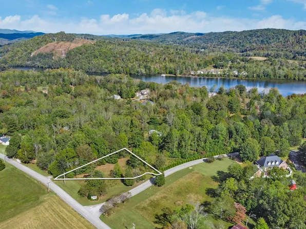 34 Indigo Bunting Dr, Harriman, TN 37748