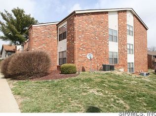 20 Meadow Ridge E, Columbia, IL 62236