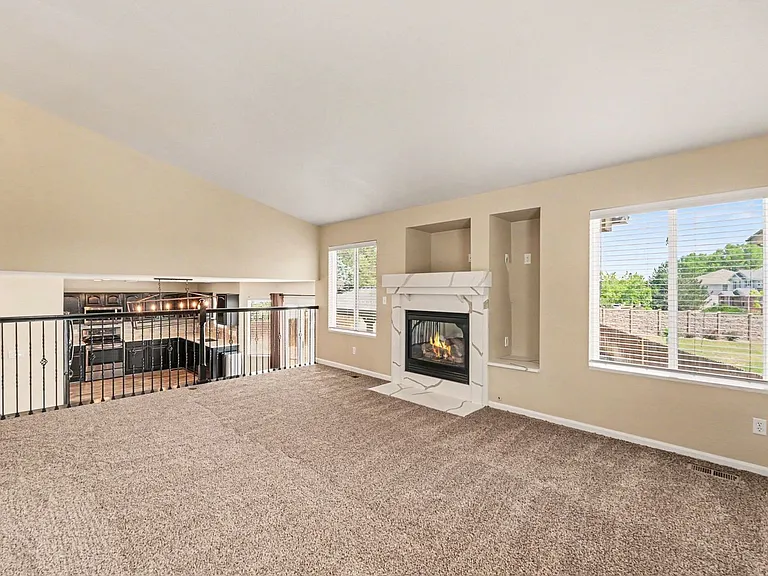 19209 E Dickenson Dr — Photo 5