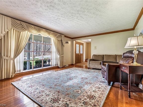 4th image of 3680 Timberlake St NW
