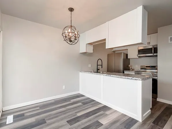 529 E Bluff St, Madison, WI 53705