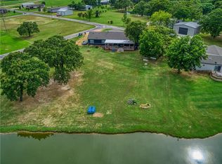 14170 Fountain View Dr, Kingston, OK 73439