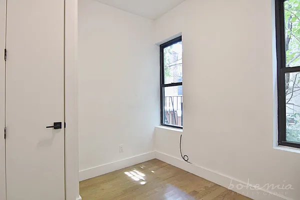 Rented by Bohemia Realty Group | media 23