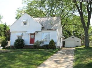 5167 Robinhood Dr, Willoughby, OH 44094