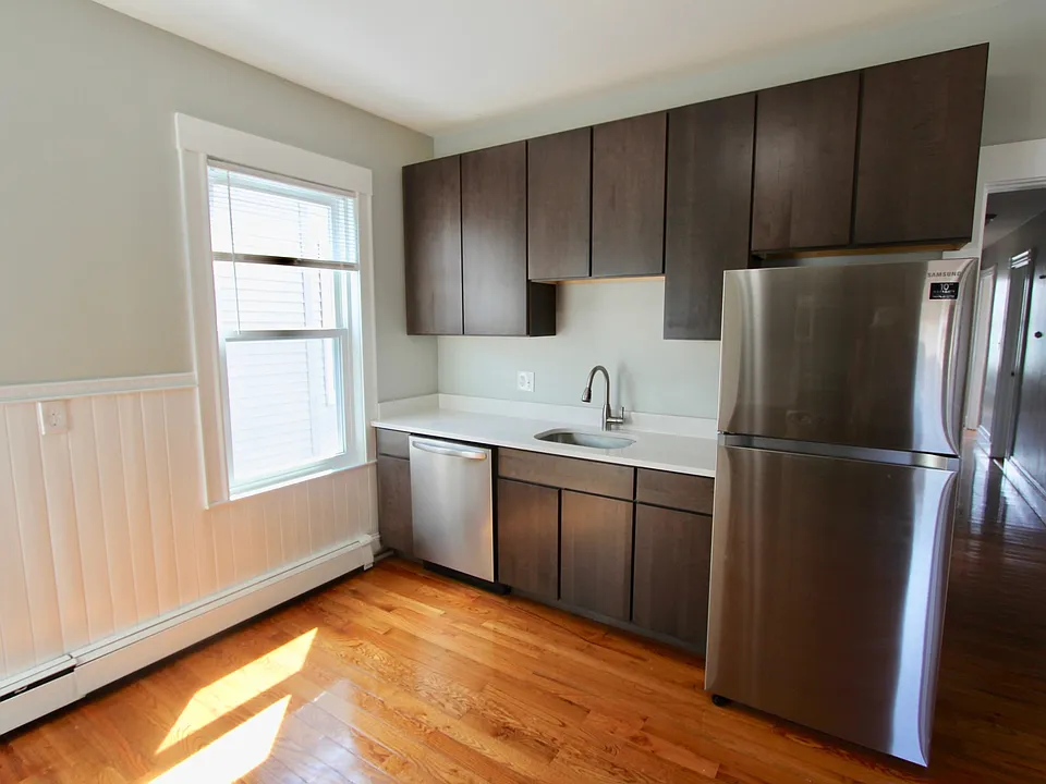 15 Elder St #1