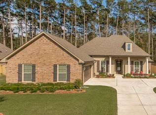 576 English Oak Dr, Madisonville, LA 70447