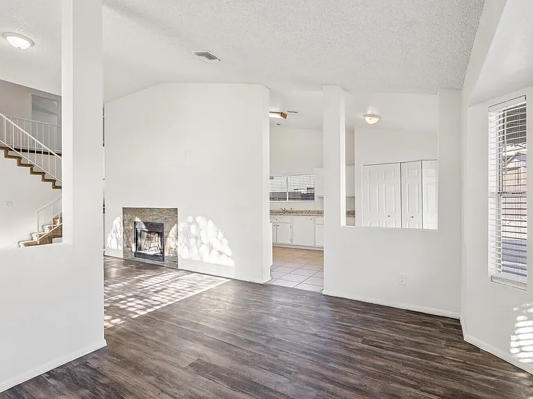 7209 S Avenida Del Nopal — Photo 26