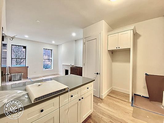 4th image of 358 Marcus Garvey Blvd Floor 1