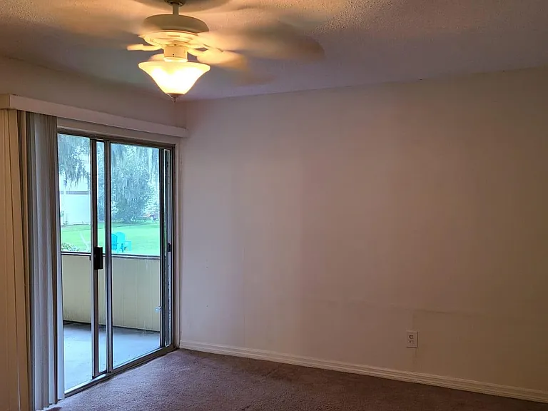6519 W Newberry Rd #303 — Photo 6